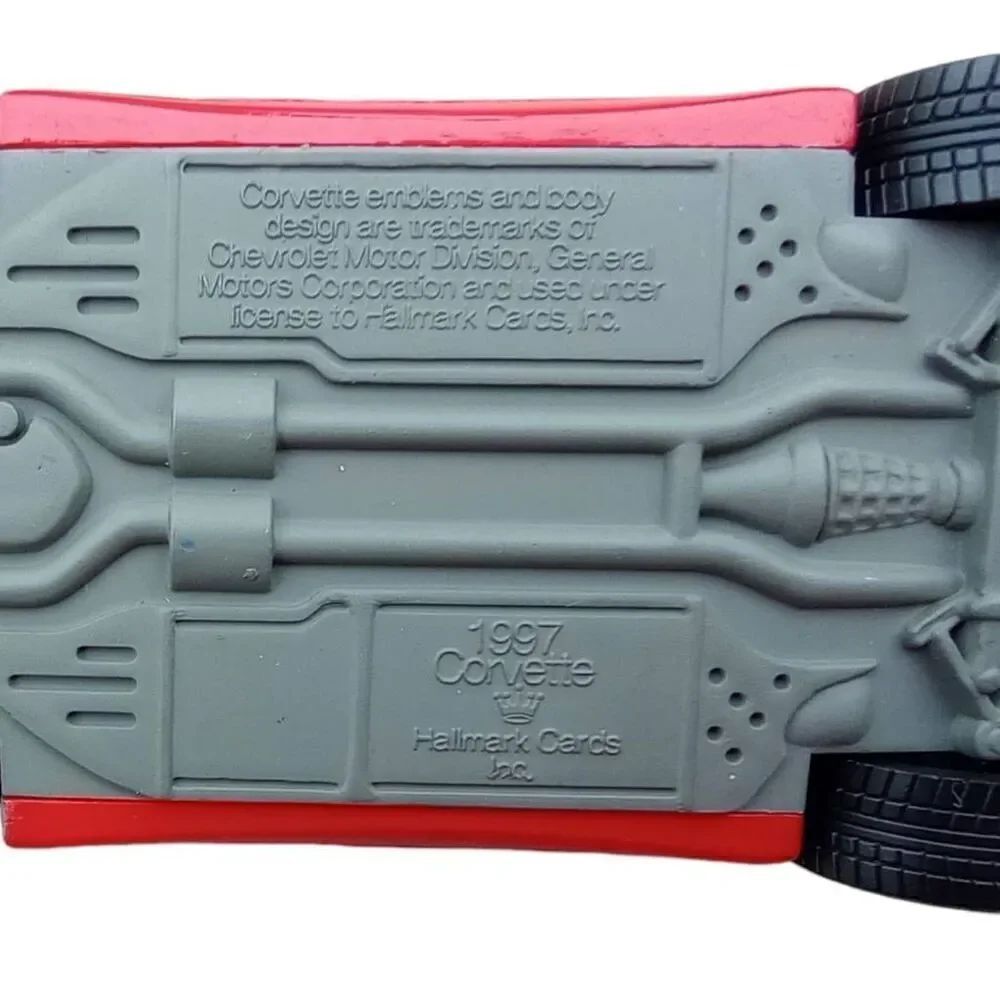 Hallmark keepsake 1997 Christmas Corvette red - Picture 6 of 7